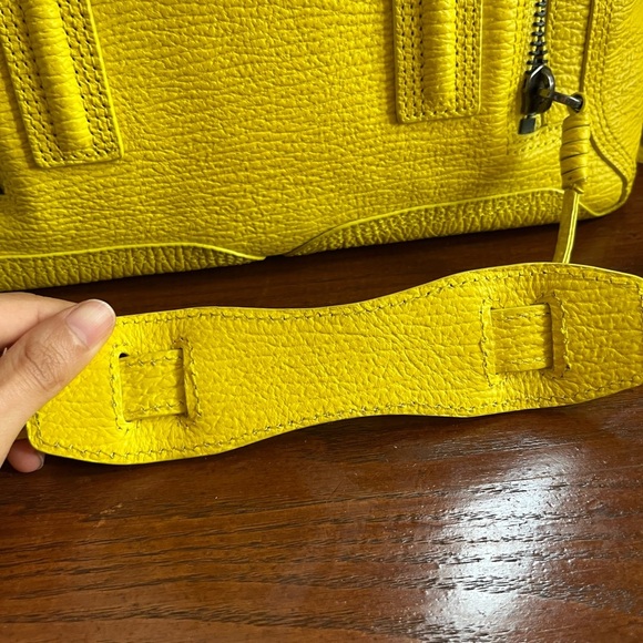 3.1 Phillip Lim Pashli Medium Bright Yellow Calfskin Leather Satchel W/ Strap - Picture 4 of 16